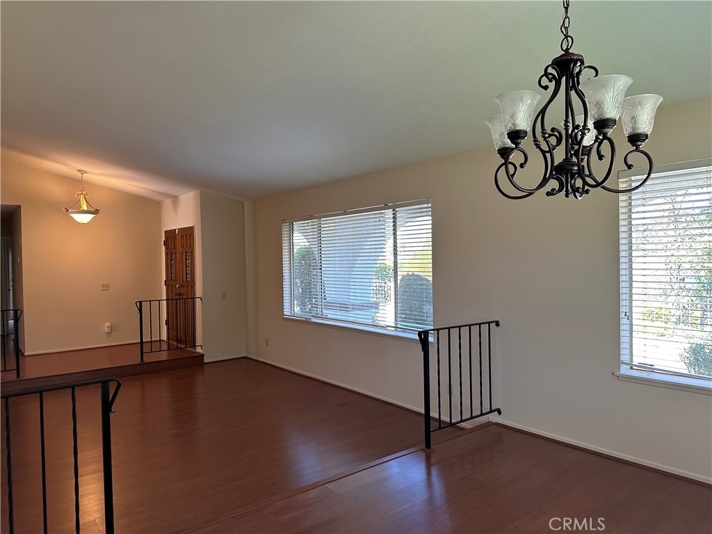 538 Iris Street - Photo 10