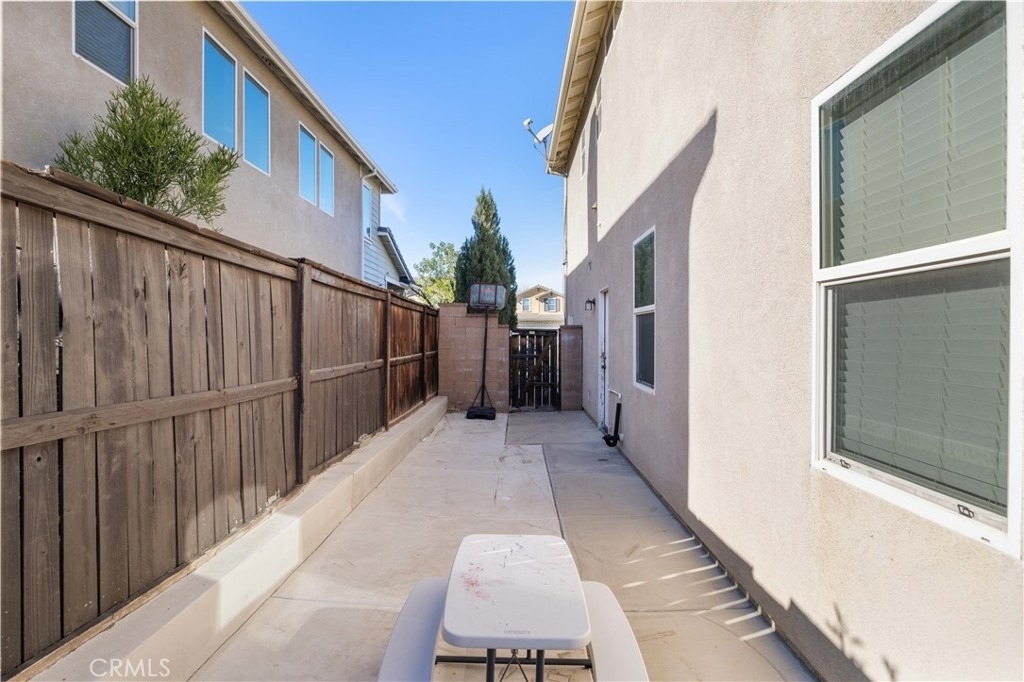25090 Acorn Court - Photo 31
