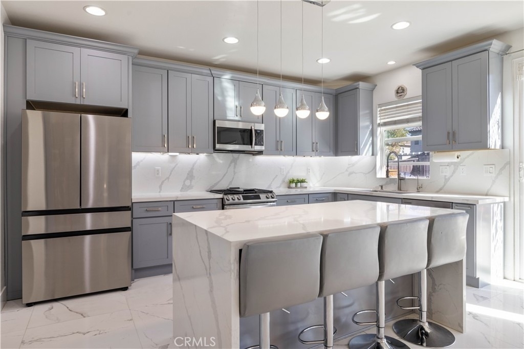 25090 Acorn Court - Photo 9