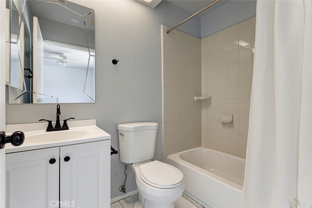 10119 Pinewood Avenue - Photo 11