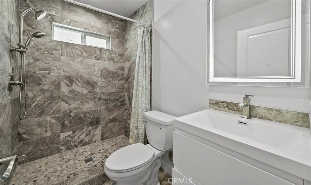 1525 N Screenland Drive - Photo 7