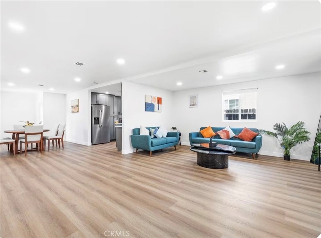 7629 Arcola Ave - Photo 4