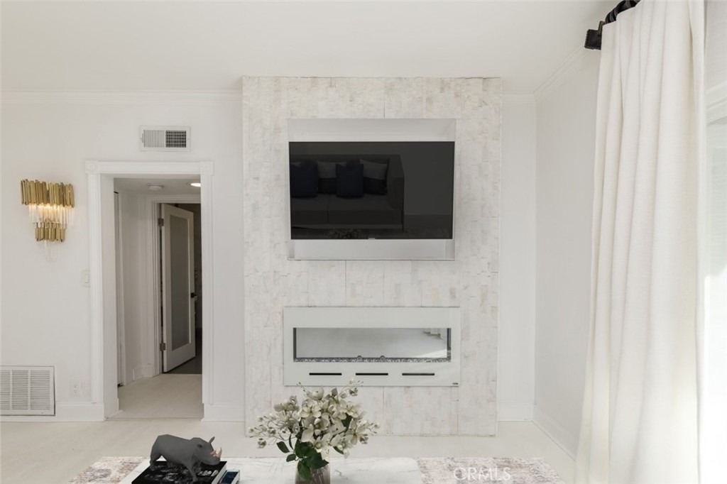 1228 N La Cienega - Photo 5