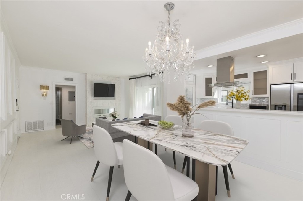 1228 N La Cienega - Photo 0