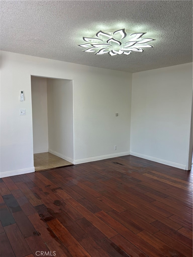 500 N Virginia - Photo 4
