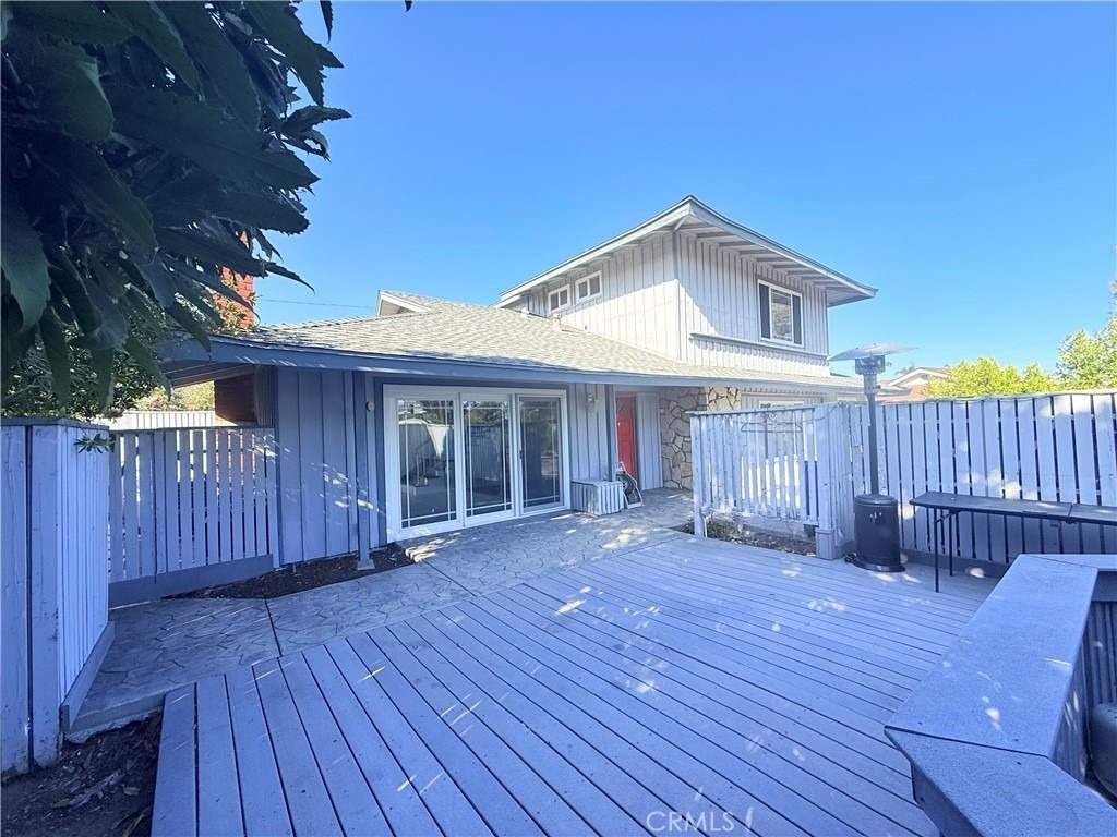869 W 14th Street - Photo 0