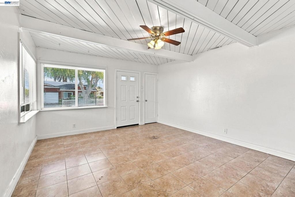 77 Breaker Dr - Photo 3