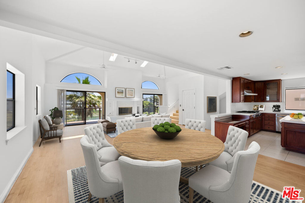 6206 Pacific Avenue - Photo 1