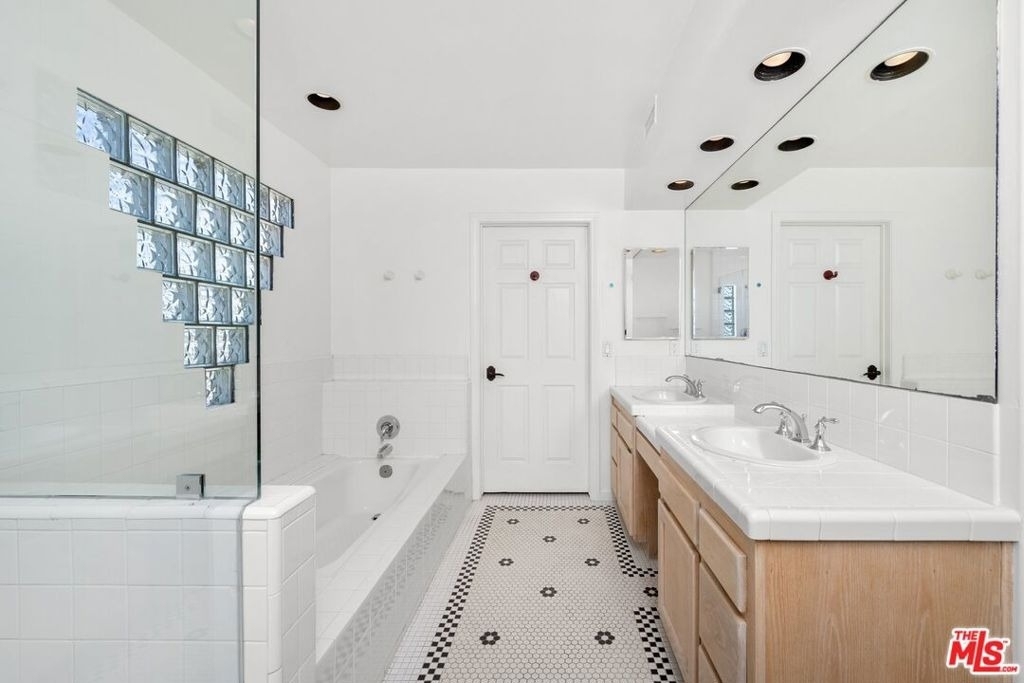 6206 Pacific Avenue - Photo 14