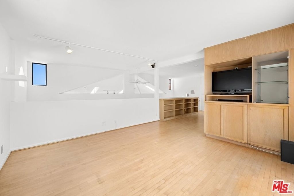 6206 Pacific Avenue - Photo 7