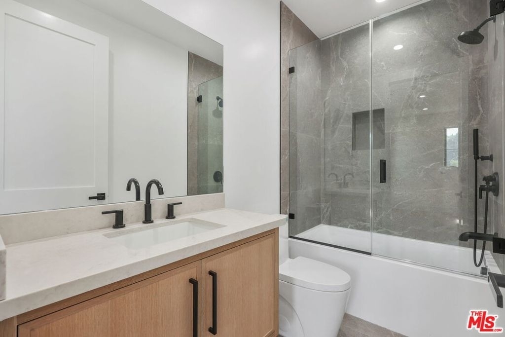5917 Rhodes Avenue - Photo 30