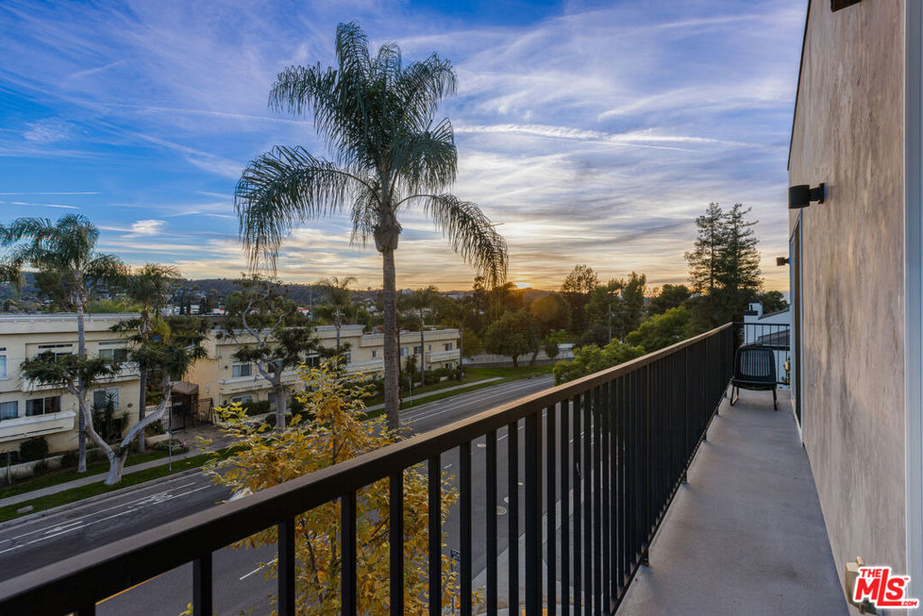 4806 Sylmar Ave Penthouse - Photo 29