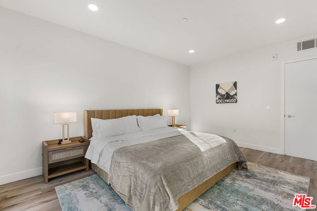 4806 Sylmar Ave Penthouse - Photo 39