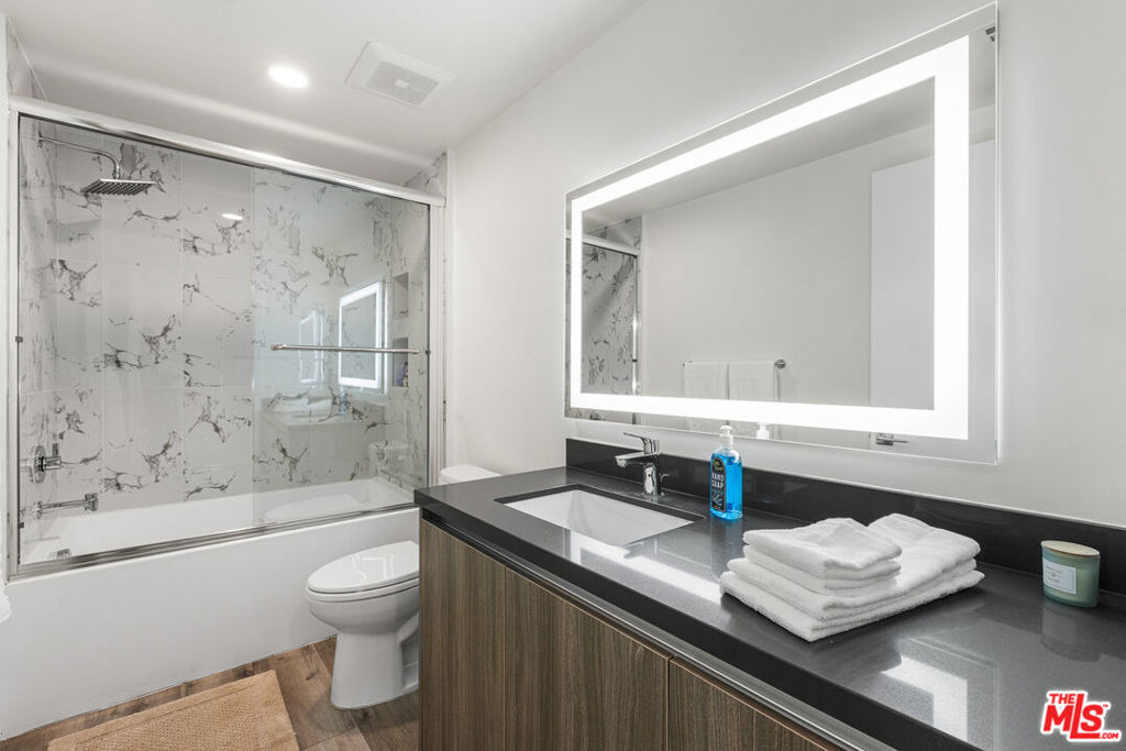 4806 Sylmar Ave Penthouse - Photo 21