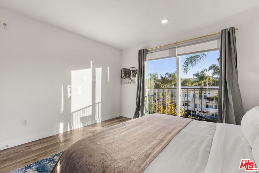 4806 Sylmar Ave Penthouse - Photo 47