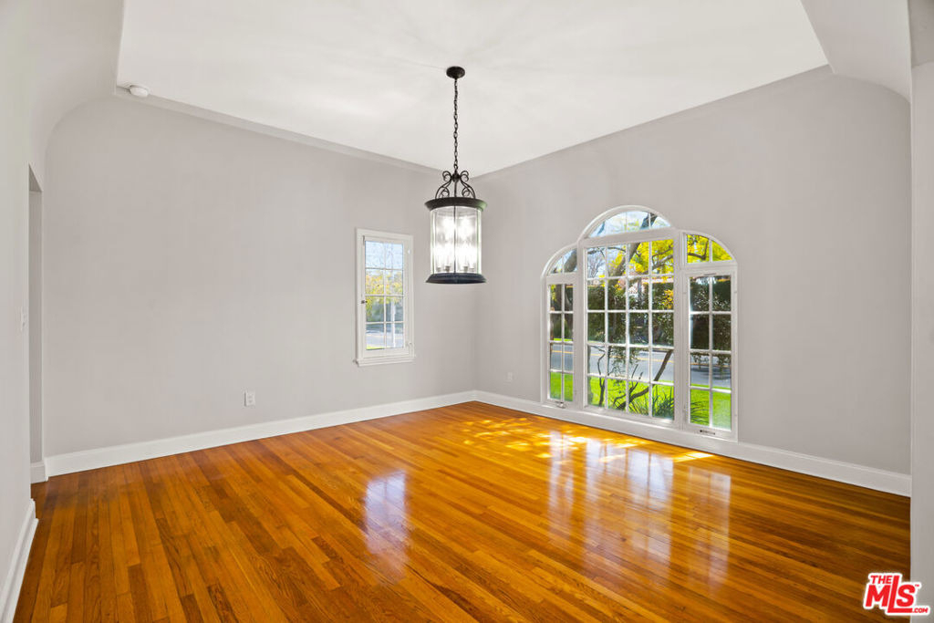 1201 Hauser Boulevard - Photo 11