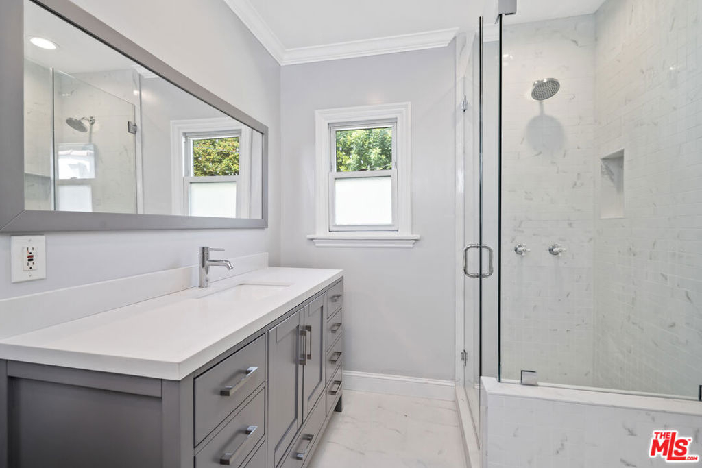 1201 Hauser Boulevard - Photo 28