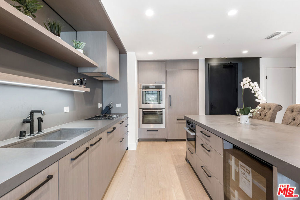 10777 Wilshire Boulevard - Photo 16
