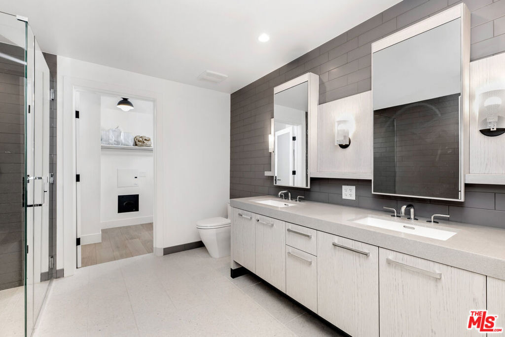 10777 Wilshire Boulevard - Photo 15