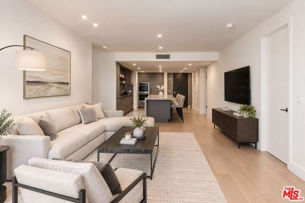 10777 Wilshire Boulevard - Photo 4