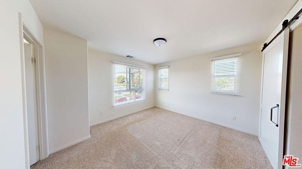 14834 Nordhoff Street - Photo 8