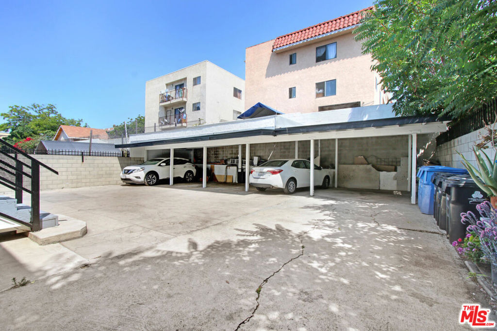 2629 San Marino Street - Photo 15