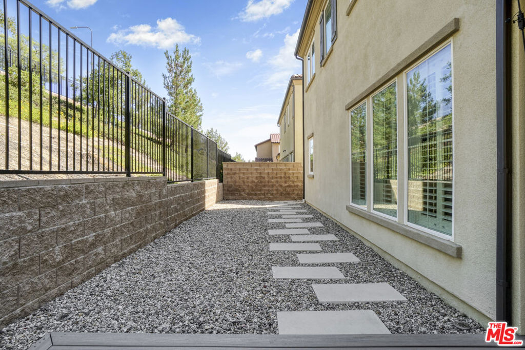 20629 W Chestnut Circle - Photo 36