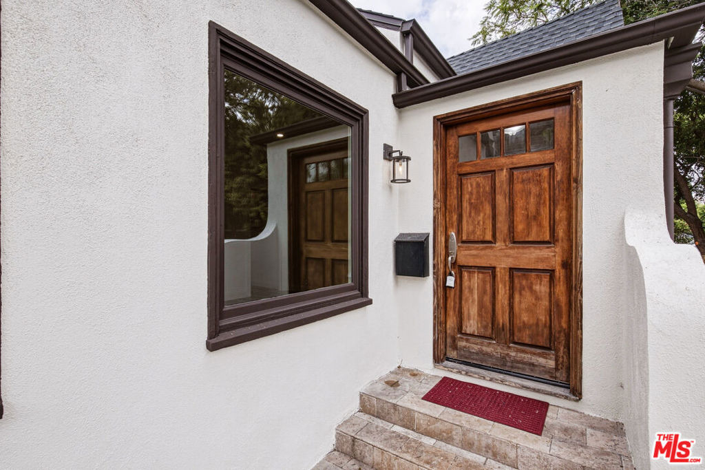 525 N Crescent Heights Boulevard - Photo 3