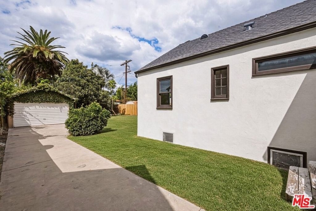 525 N Crescent Heights Boulevard - Photo 33
