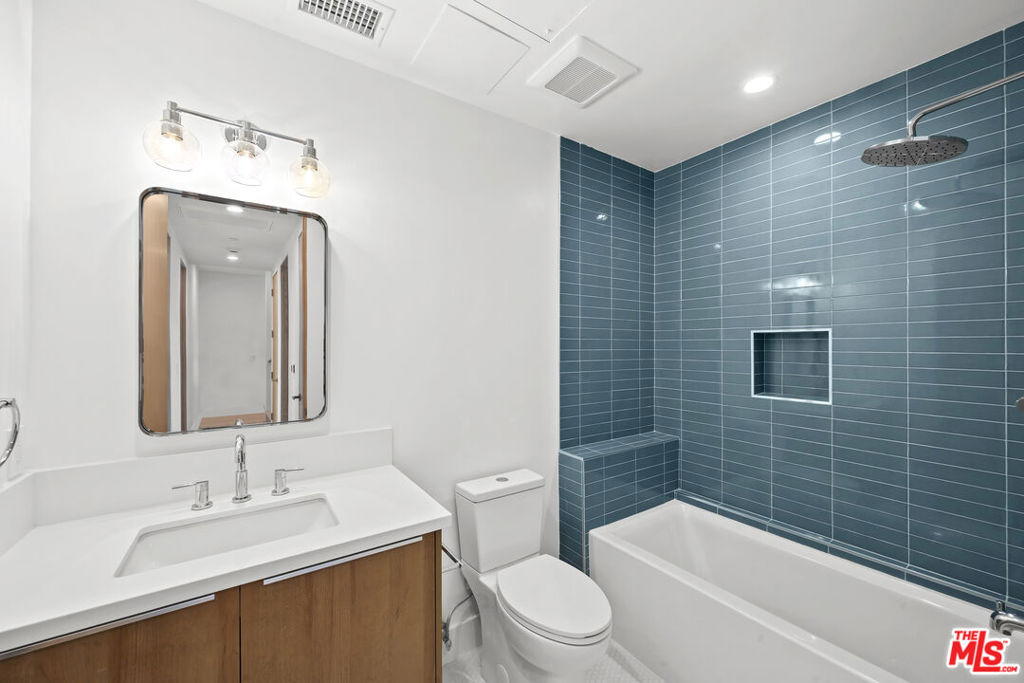 8902 Sawyer Street - Photo 18