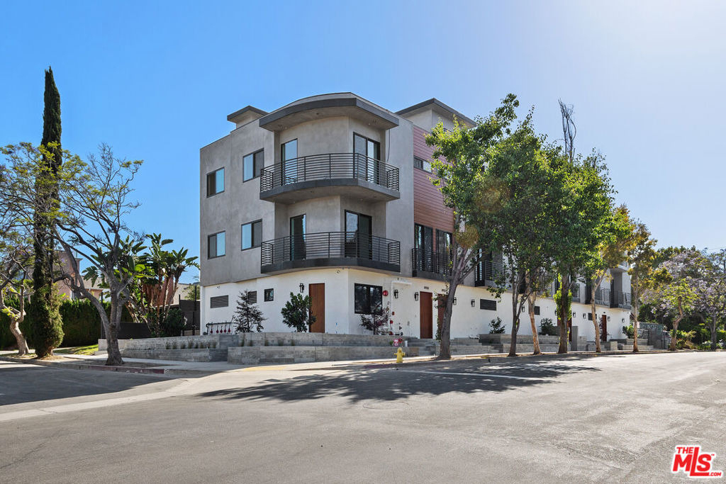8902 Sawyer Street - Photo 1