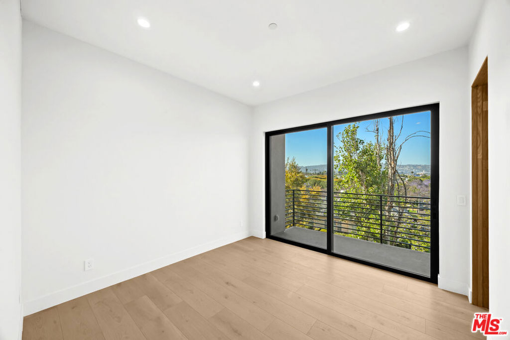 8902 Sawyer Street - Photo 17