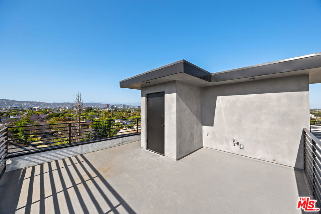 8902 Sawyer Street - Photo 22
