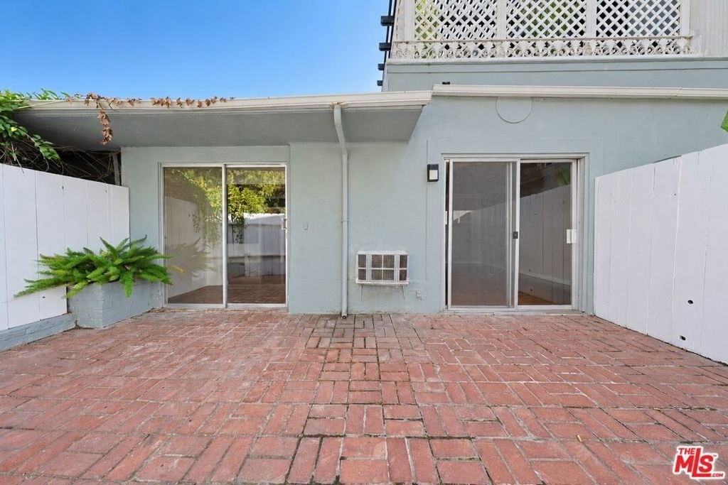 1323 N Olive Drive - Photo 7
