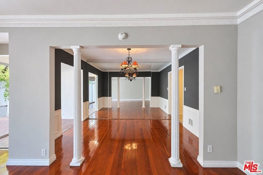 1323 N Olive Drive - Photo 12