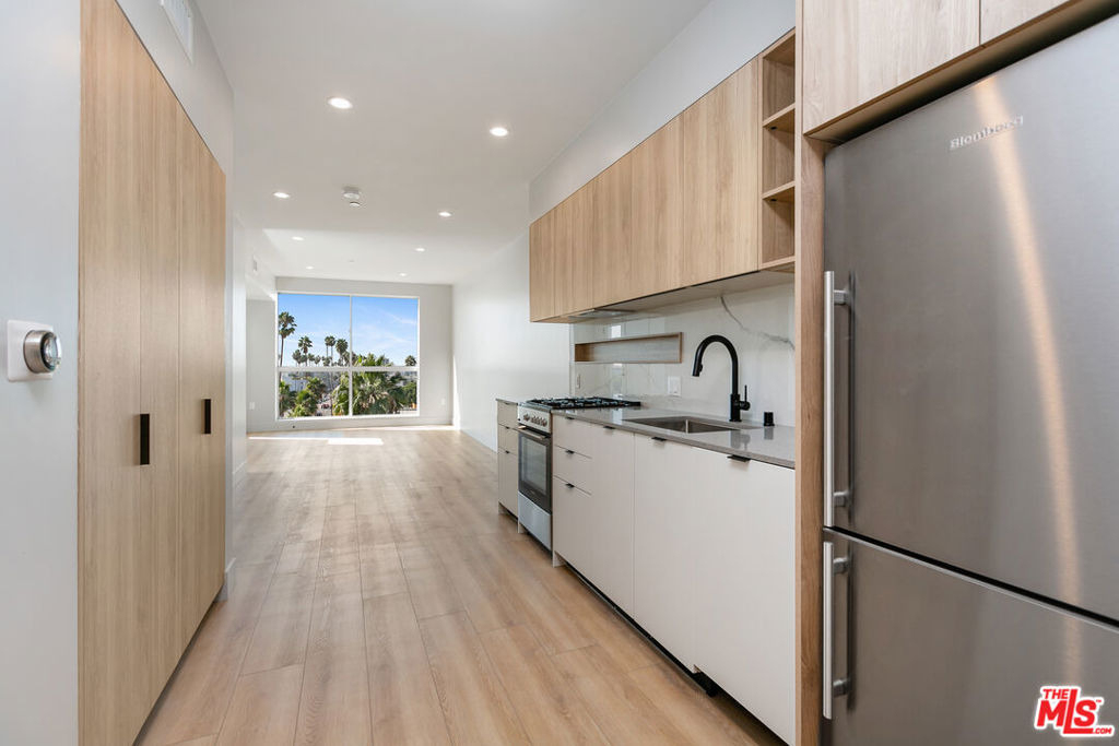 12431 Rochester Avenue - Photo 1
