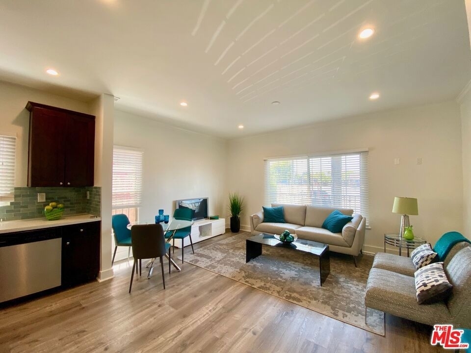 6081 Pickford Place - Photo 0
