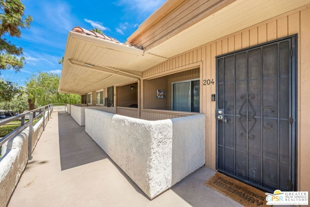575 N Villa Court - Photo 19