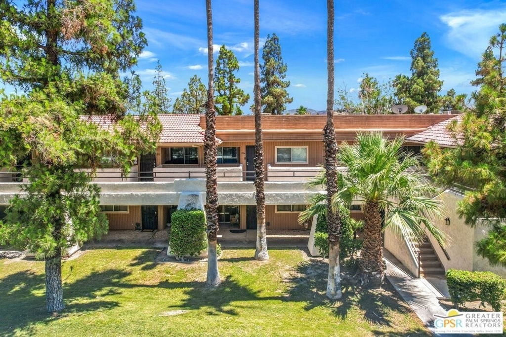 575 N Villa Court - Photo 1