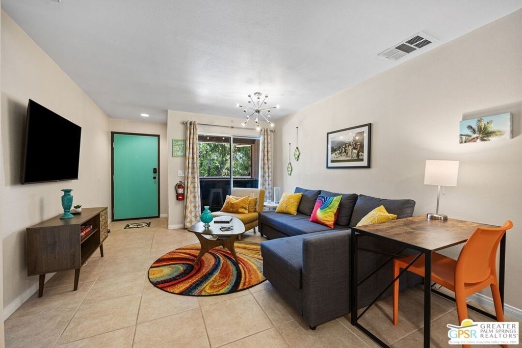 575 N Villa Court - Photo 6