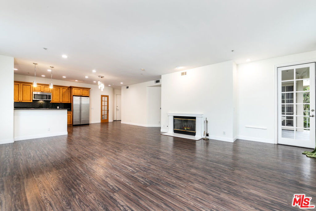 117 N Gale Drive - Photo 0