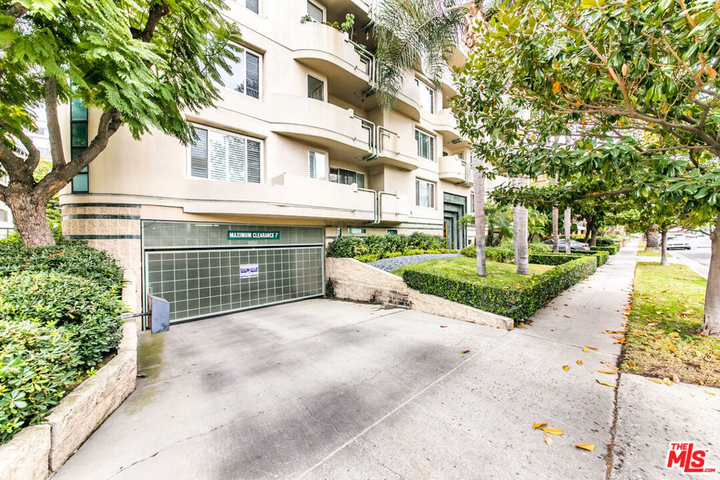 117 N Gale Drive - Photo 23