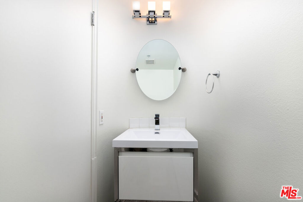 117 N Gale Drive - Photo 15