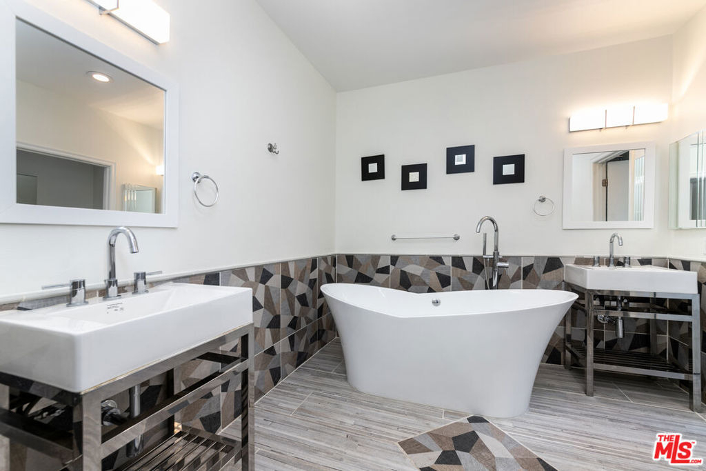 117 N Gale Drive - Photo 13