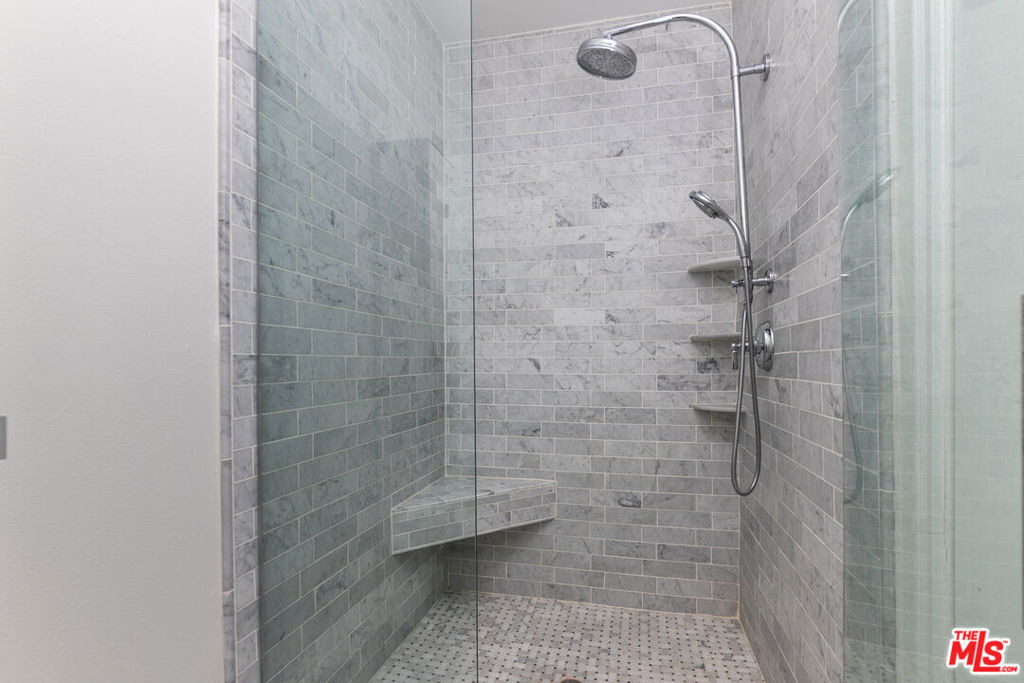 117 N Gale Drive - Photo 16