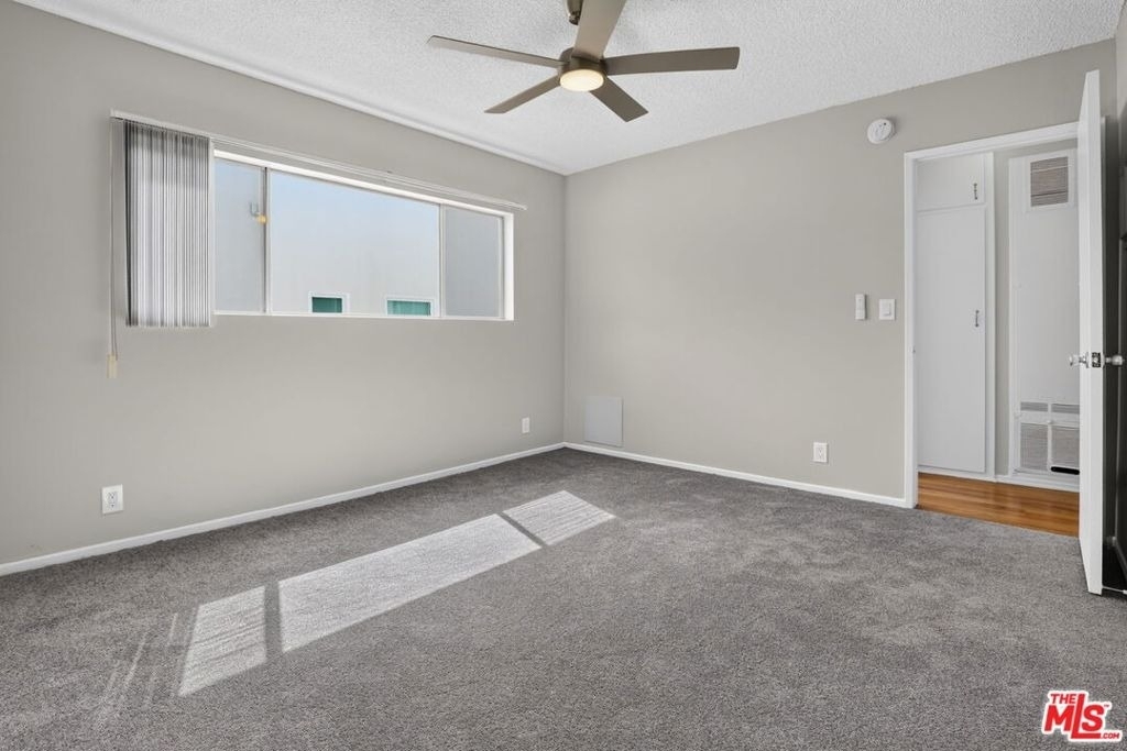 5361 Russell Avenue - Photo 19