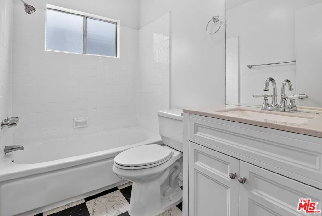 5361 Russell Avenue - Photo 30
