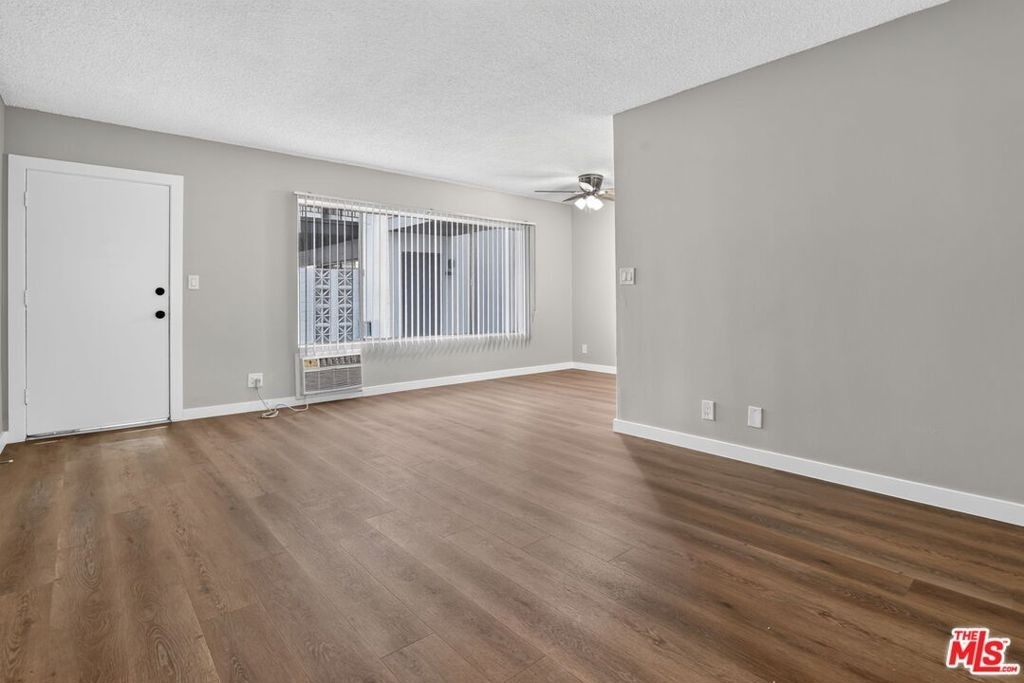 5361 Russell Avenue - Photo 16