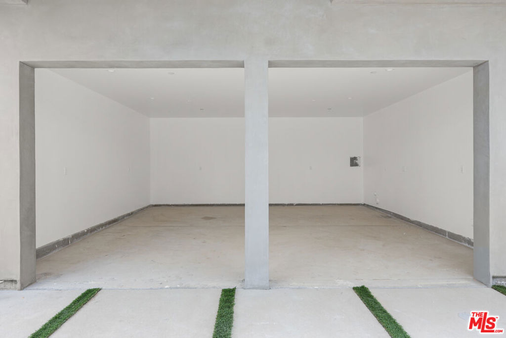 11010 Hortense Street - Photo 34