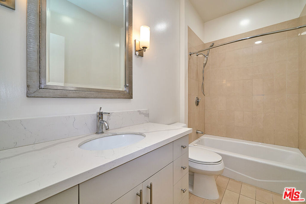 3810 Wilshire Boulevard - Photo 14
